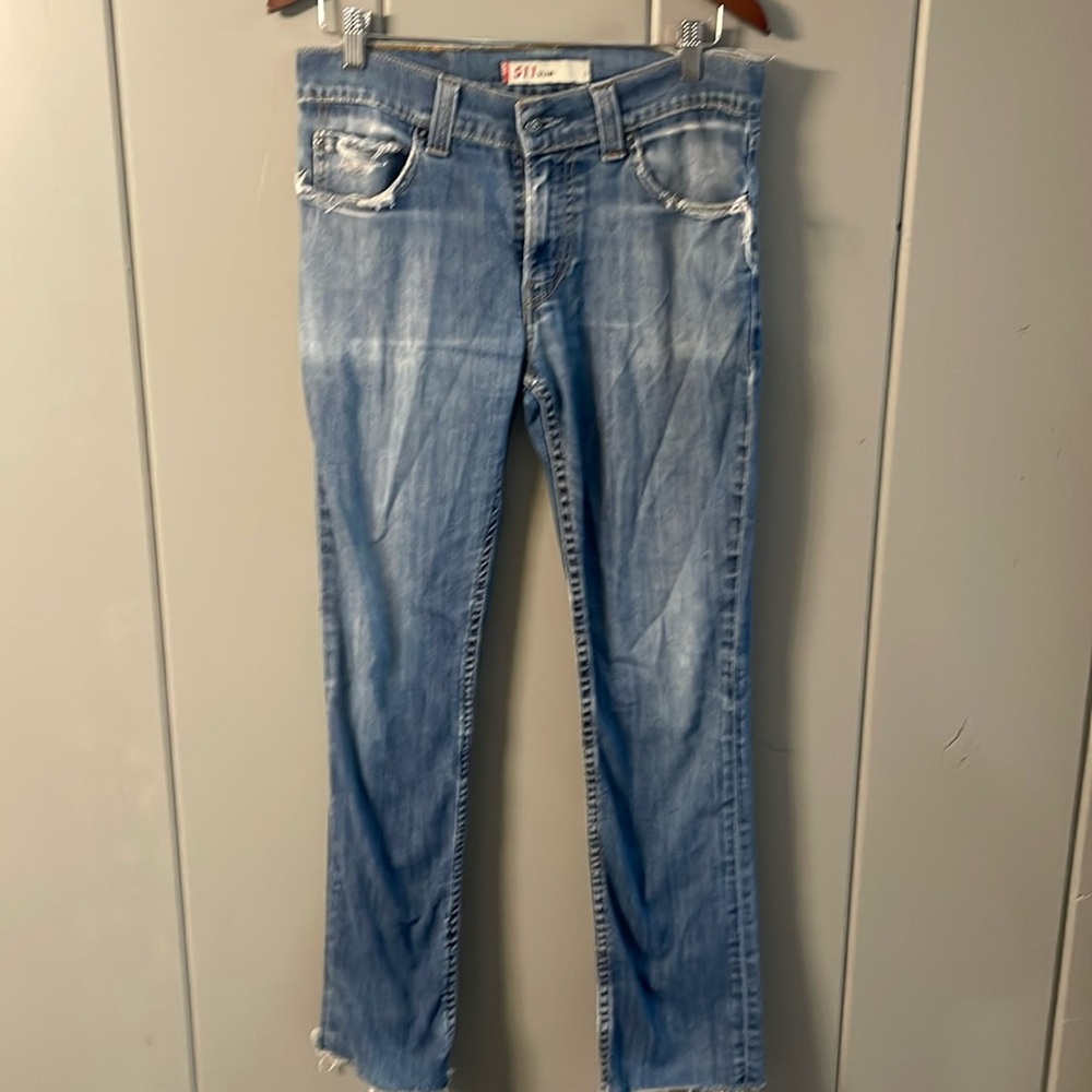 Levi's Women's Jeans Blue Denim Frayed Soft & Comfy - Picture 1 of 7